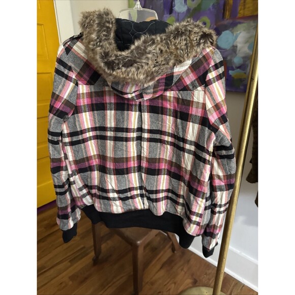 Roxy Women's Large  Faux Fur Hooded  Pink Plaid Jacket/Coat  Pockets - Picture 11 of 12